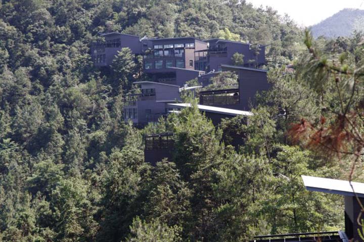 度假地產(chǎn)項(xiàng)目旅游規(guī)劃設(shè)計(jì)院：裸心谷度假村樹(shù)屋